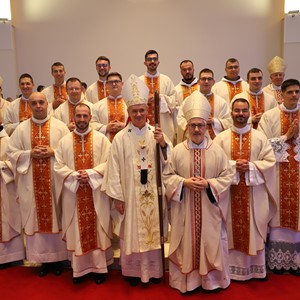 Nadbiskup Dražen Kutleša zaredio petnaestoricu novih svećenika